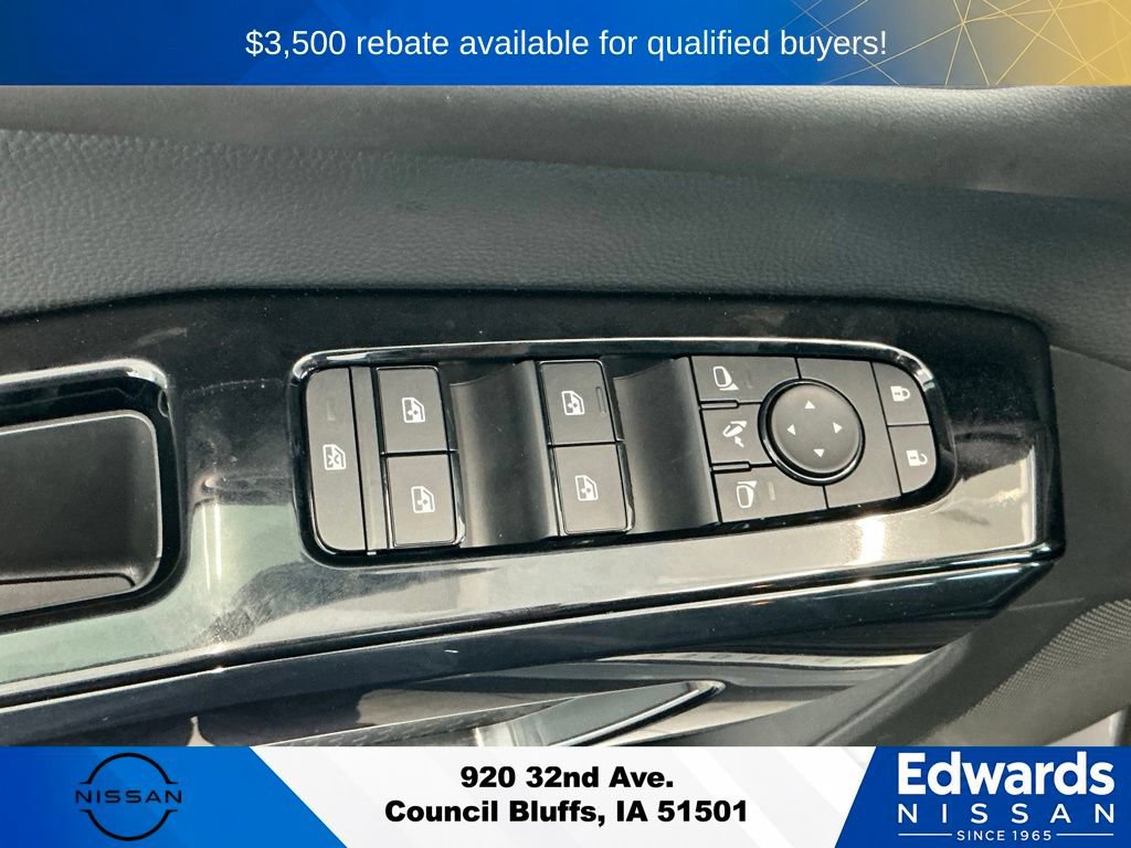 New 2026 Nissan Pathfinder Platinum AWD/4WD image 25