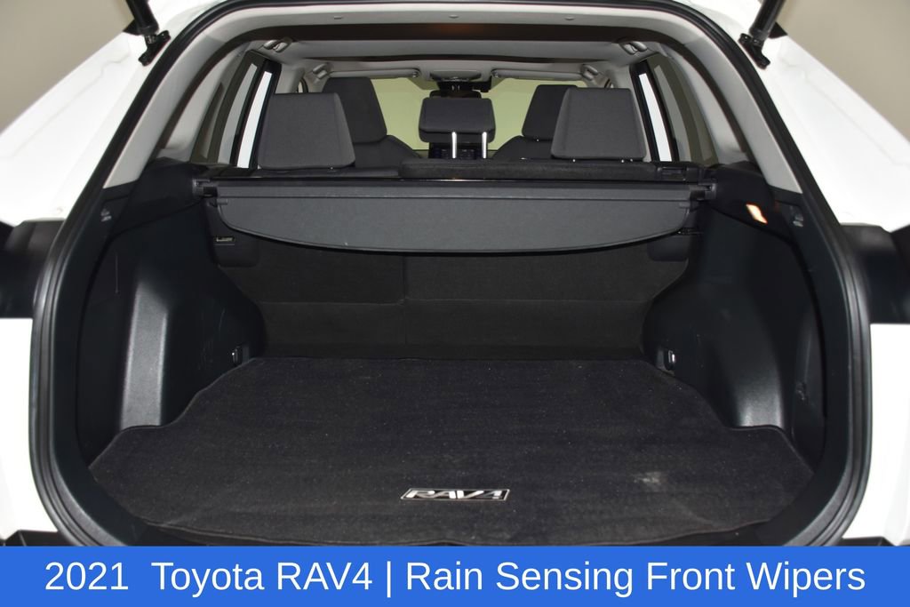 Used 2021 Toyota RAV4 XLE w/ Convenience Package AWD/4WD image 30