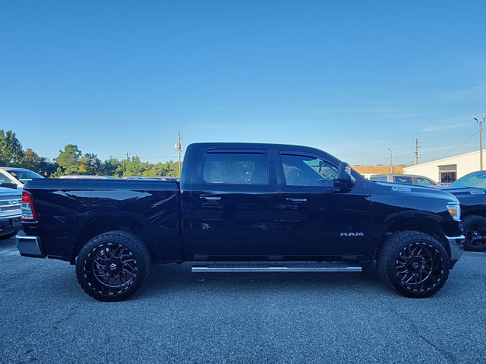 Used 2019 RAM 1500 Big Horn AWD/4WD image 6