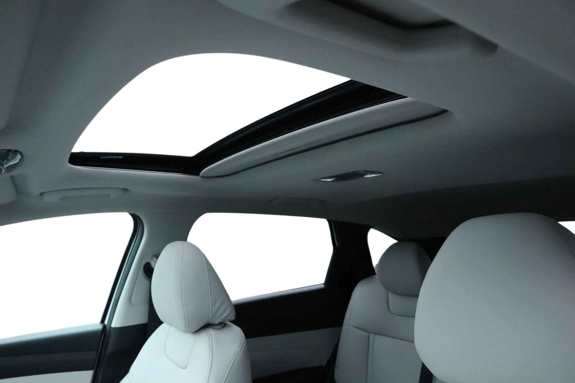 New 2026 Hyundai Tucson SEL image 18