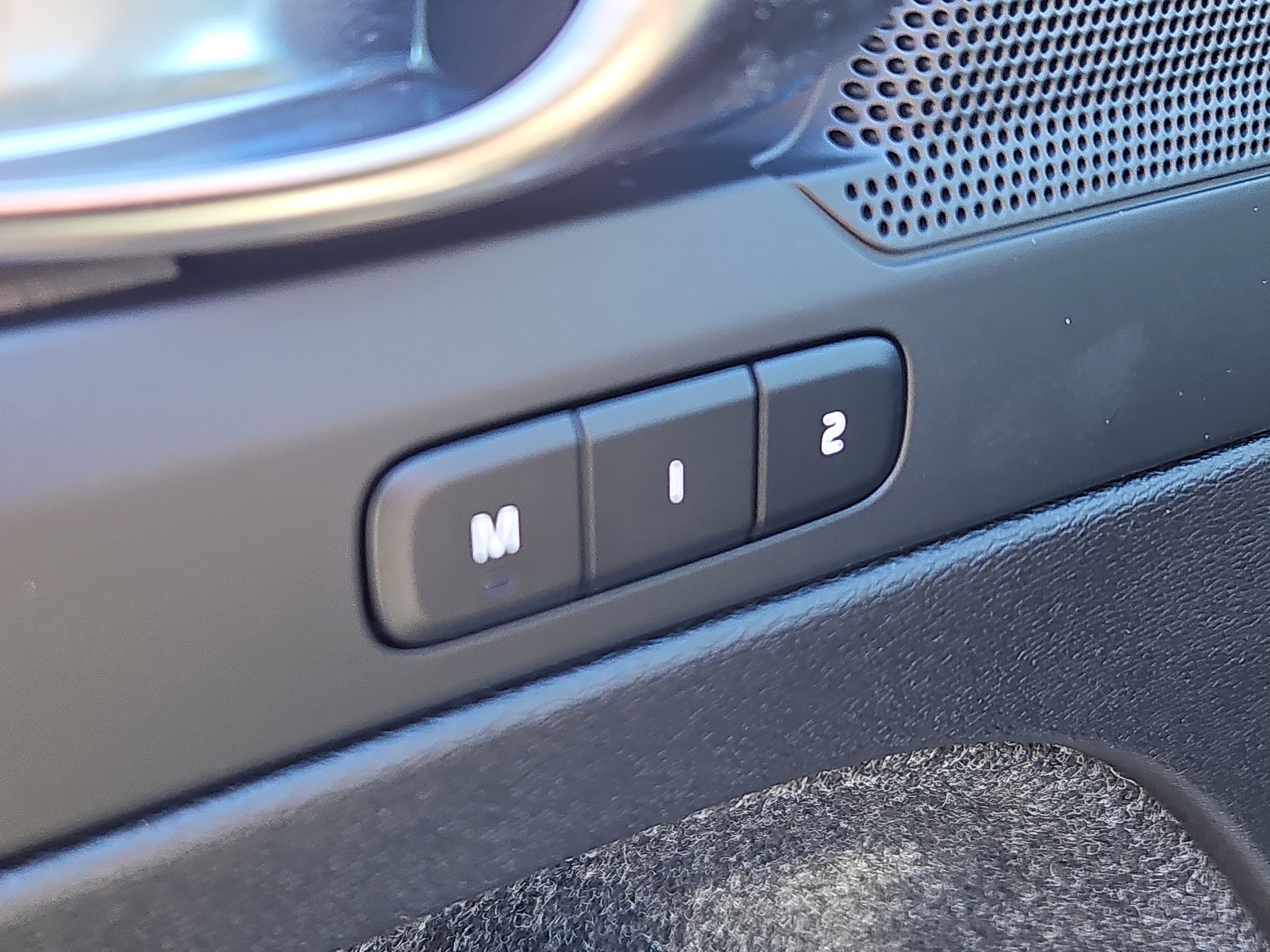 New 2026 Volvo XC40 B5 Core w/ Protection Package Premier image 8