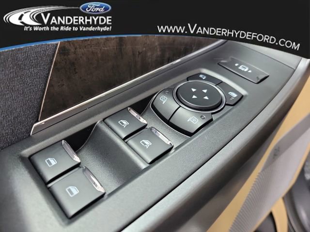 New 2026 Ford F250 Lariat w/ Lariat Premium Package image 19