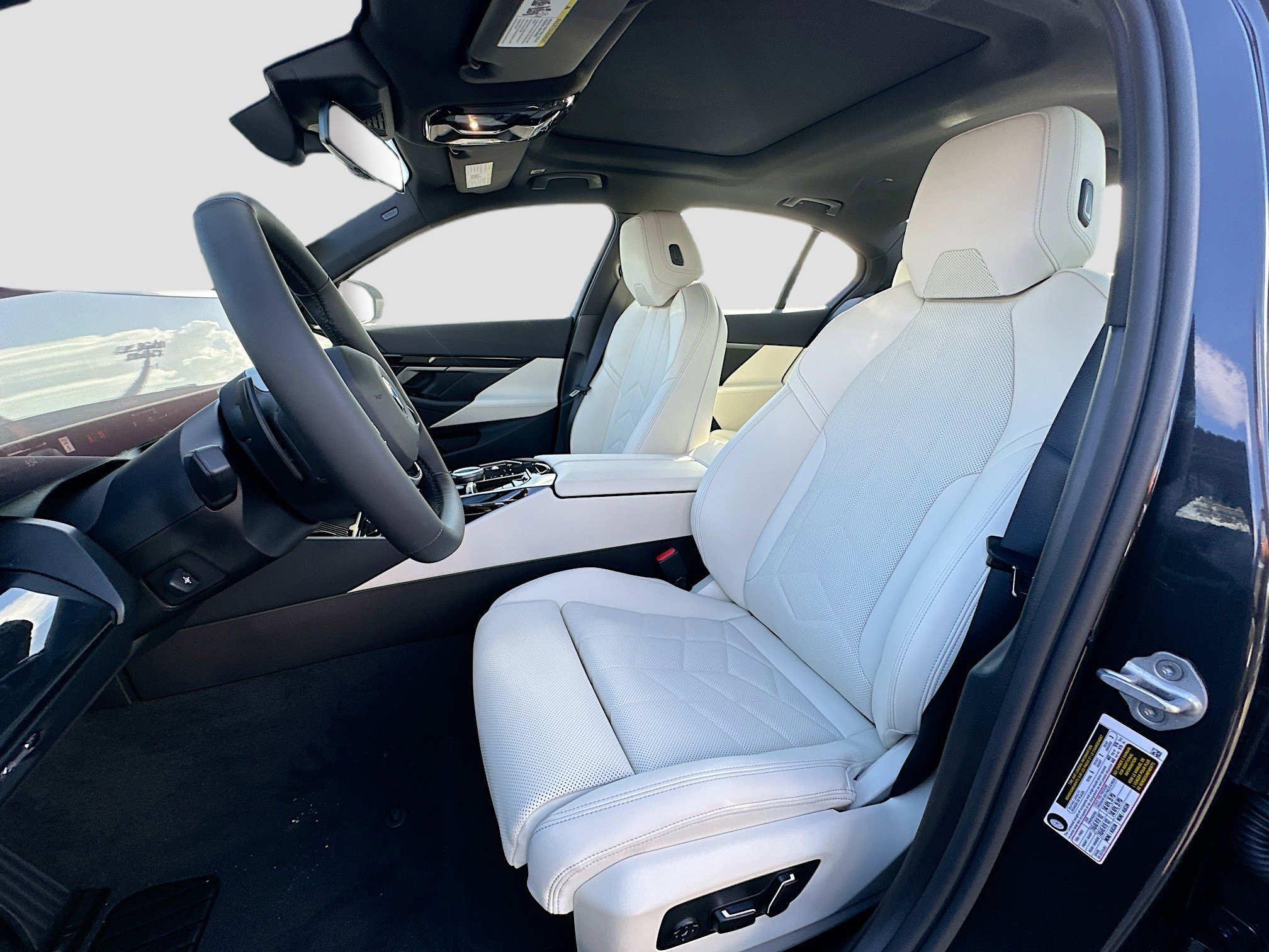 New 2026 BMW 530i w/ Premium Package image 15