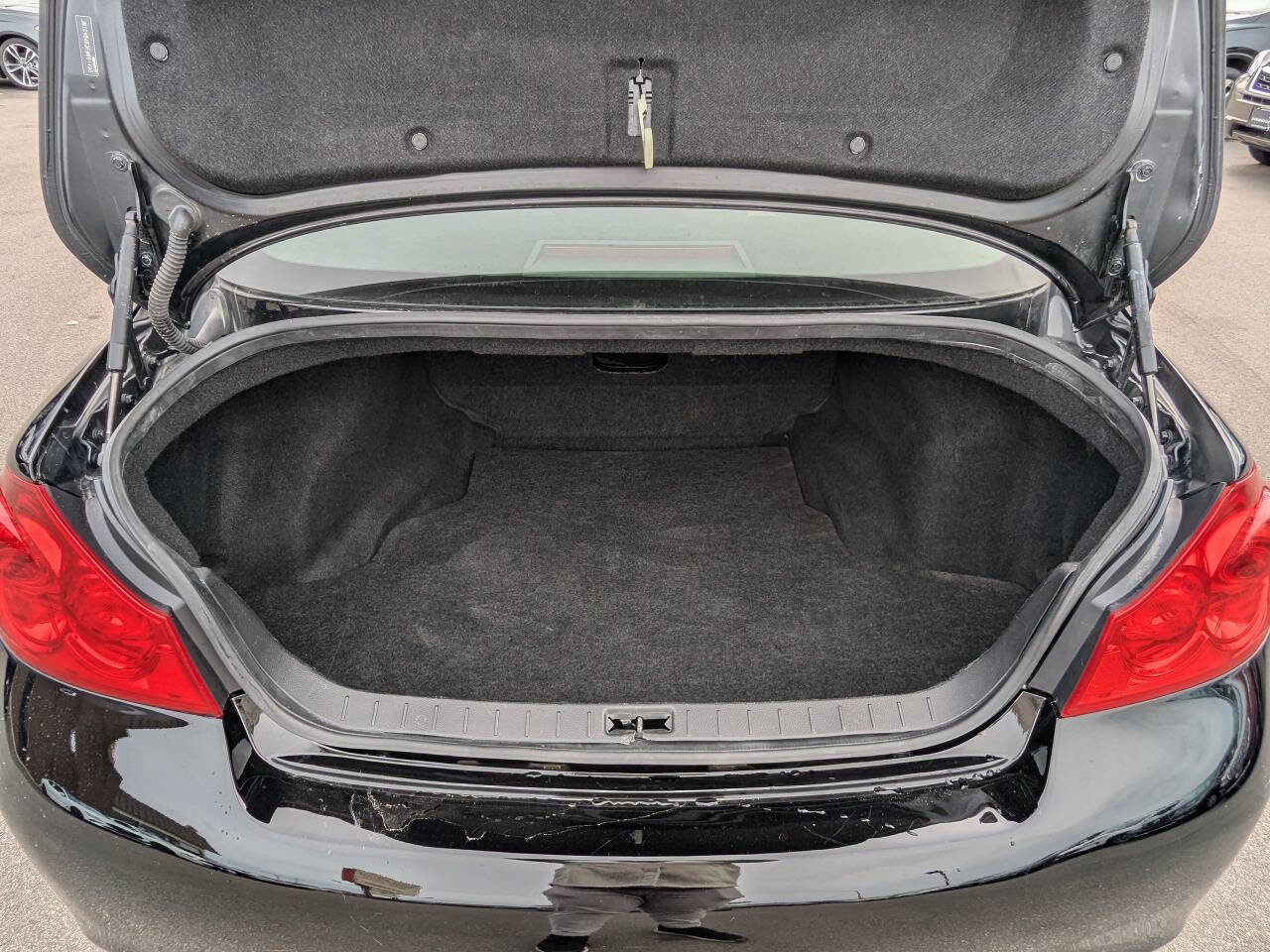 Used 2015 INFINITI Q40 AWD w/ Moonroof Package image 14