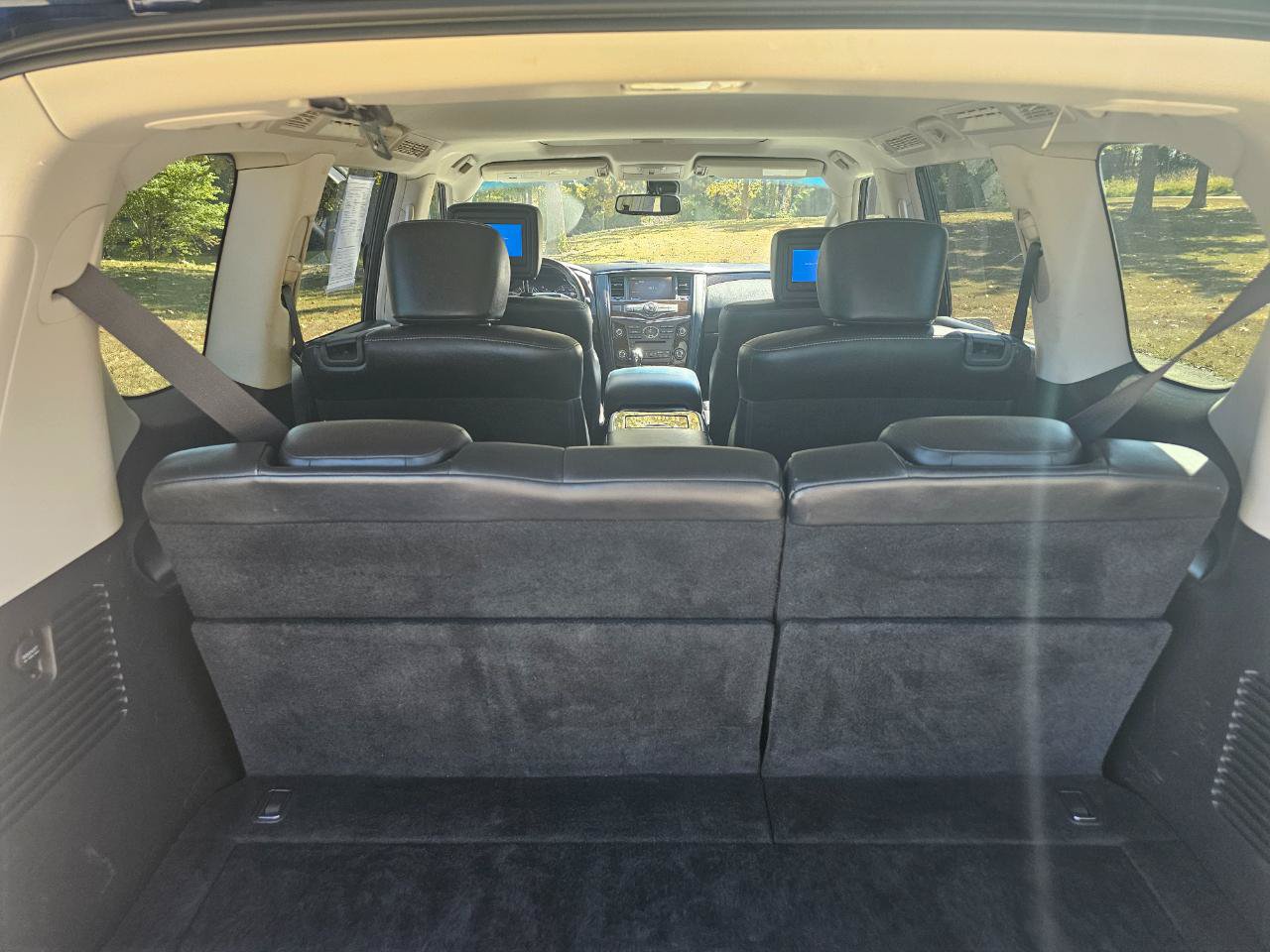 Used 2015 INFINITI QX80 4WD w/ 22" Wheel Package image 21