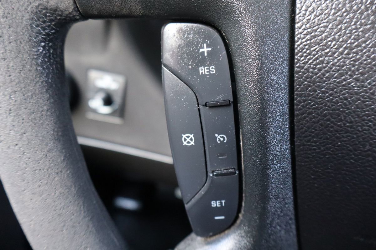 Used 2020 Chevrolet Express 2500 w/ Enhanced Convenience Package image 29