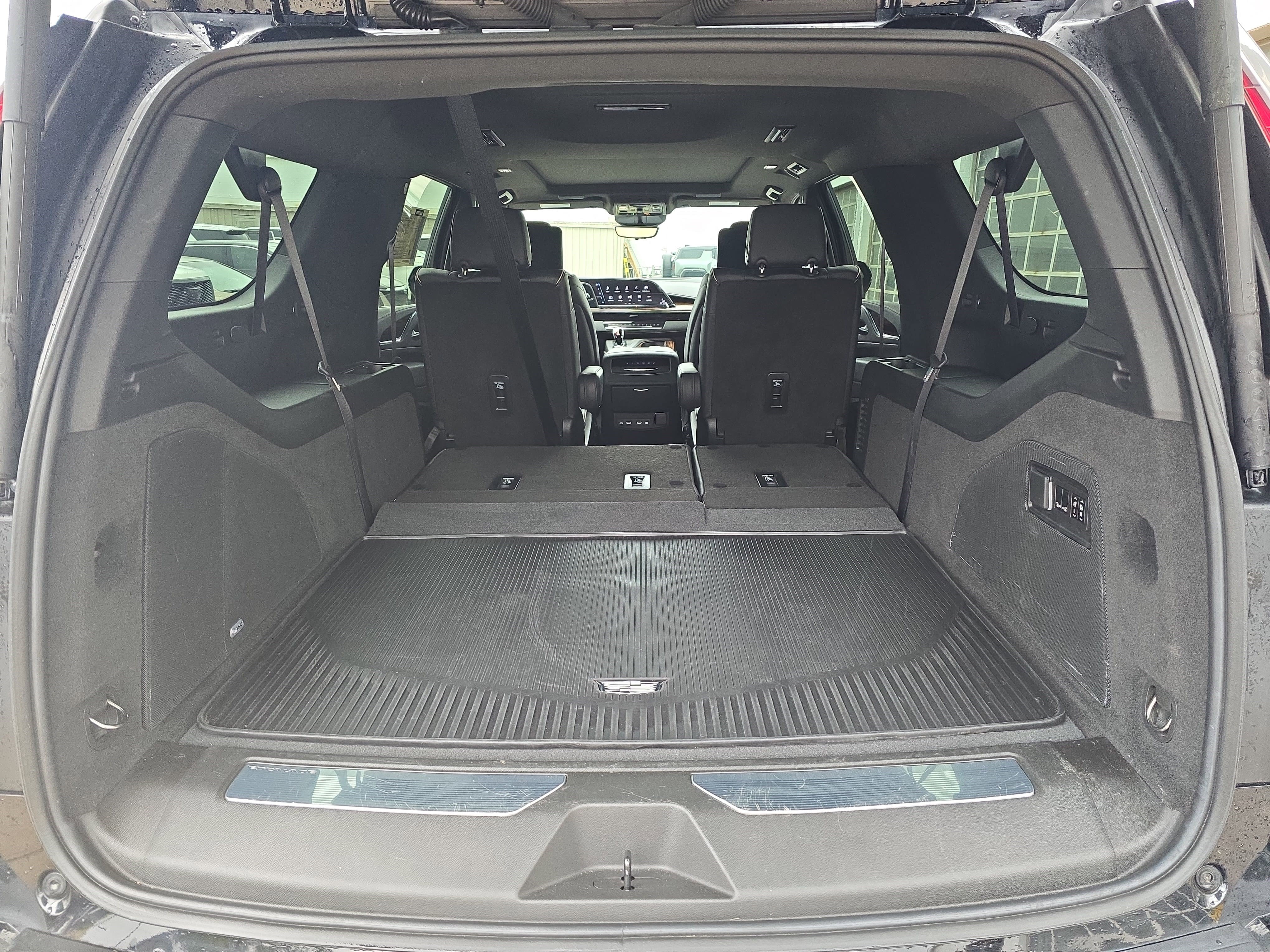 Certified 2023 Cadillac Escalade ESV Premium Luxury w/ LPO, Floor Liner Package AWD/4WD image 14