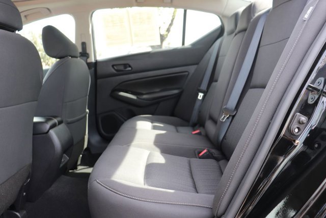 Used 2023 Nissan Altima 2.5 SV w/ SV Premium Package image 14