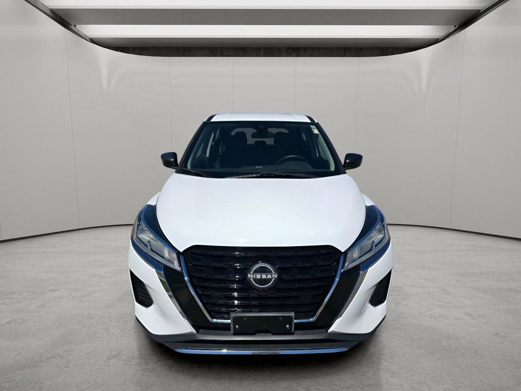 Used 2023 Nissan Kicks S image 8