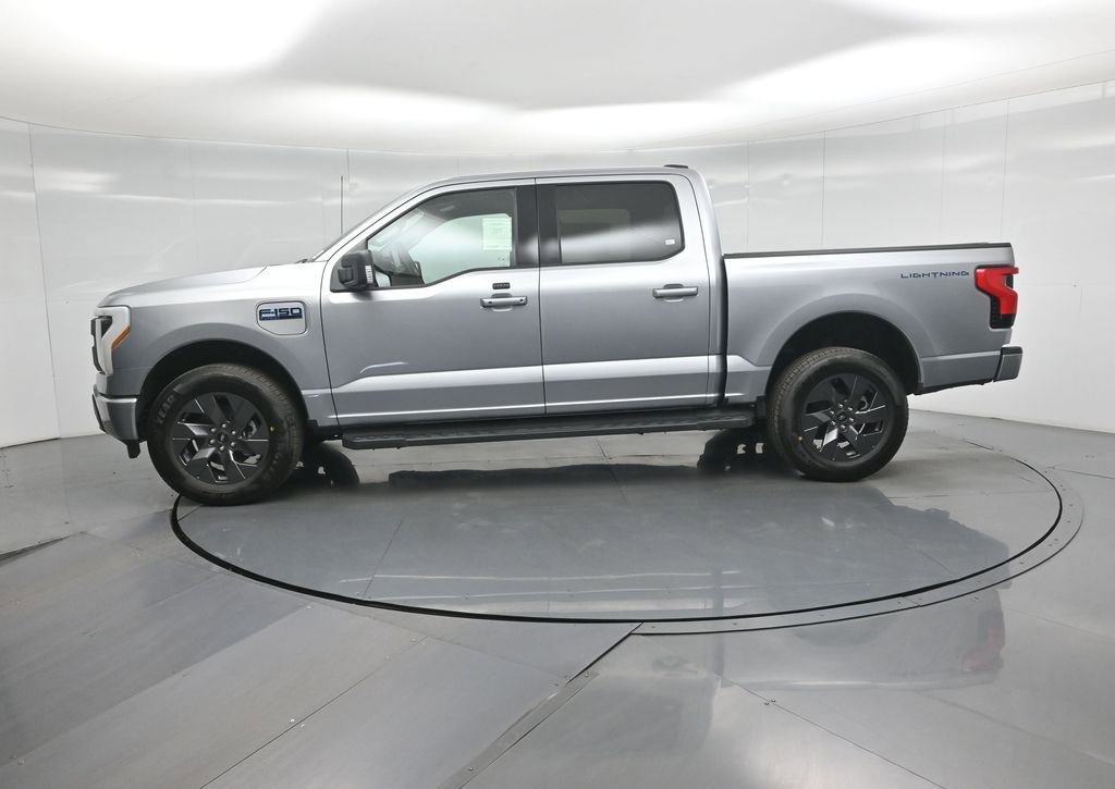 New 2025 Ford F150 Lightning Flash image 28