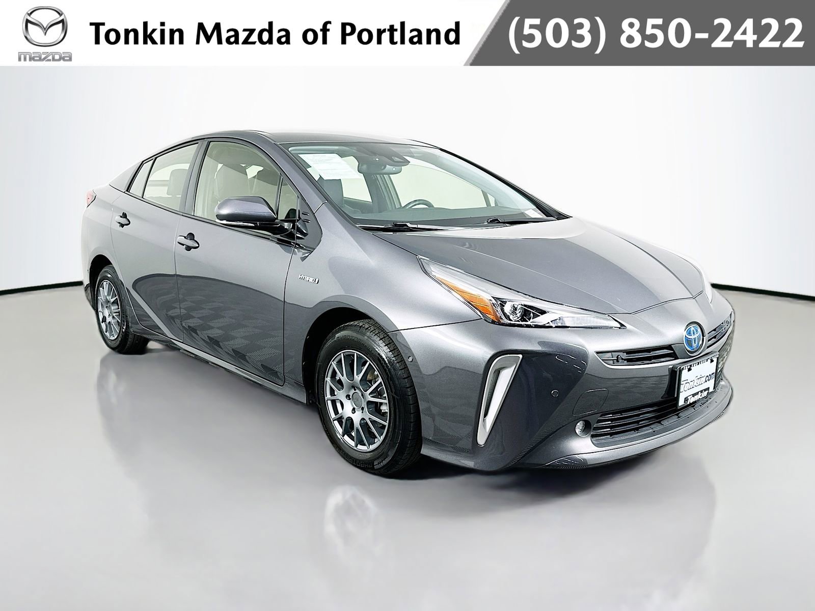 Used 2019 Toyota Prius XLE AWD/4WD image 1