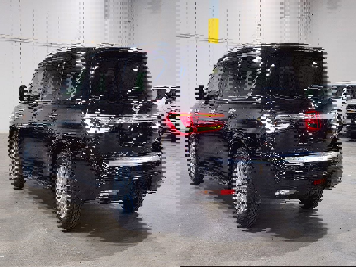 Used 2020 INFINITI QX80 Luxe image 11