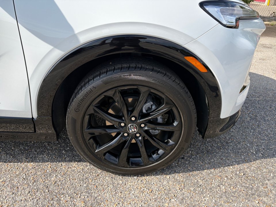 Certified 2026 Buick Encore GX Sport Touring w/ Comfort Package FWD image 25