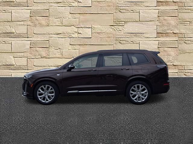 Used 2020 Cadillac XT6 Sport w/ Platinum Package AWD/4WD image 2
