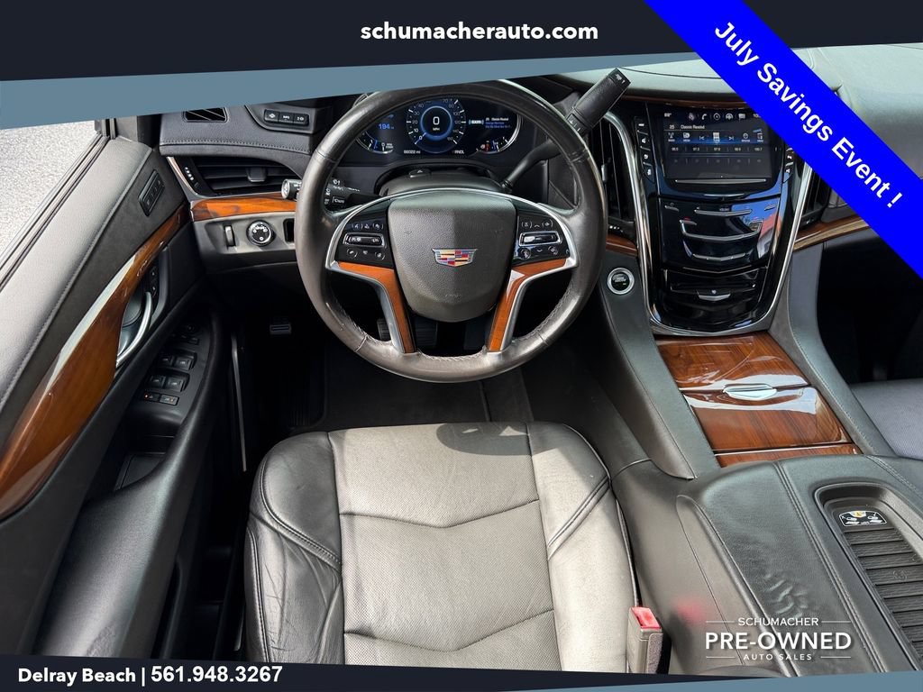Used 2018 Cadillac Escalade ESV Luxury RWD image 13