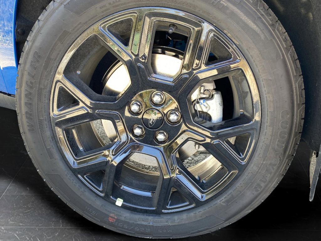 New 2025 Ford Maverick Lariat w/ Black Appearance Package image 53