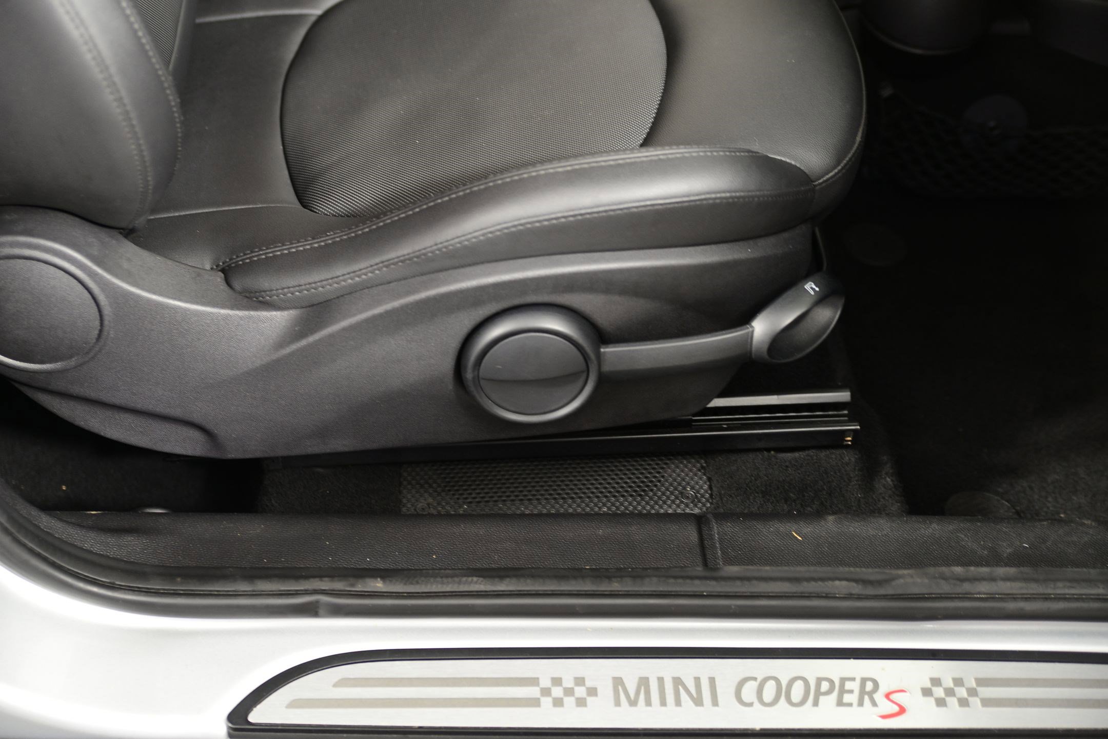 Used 2014 MINI Cooper Paceman S image 10