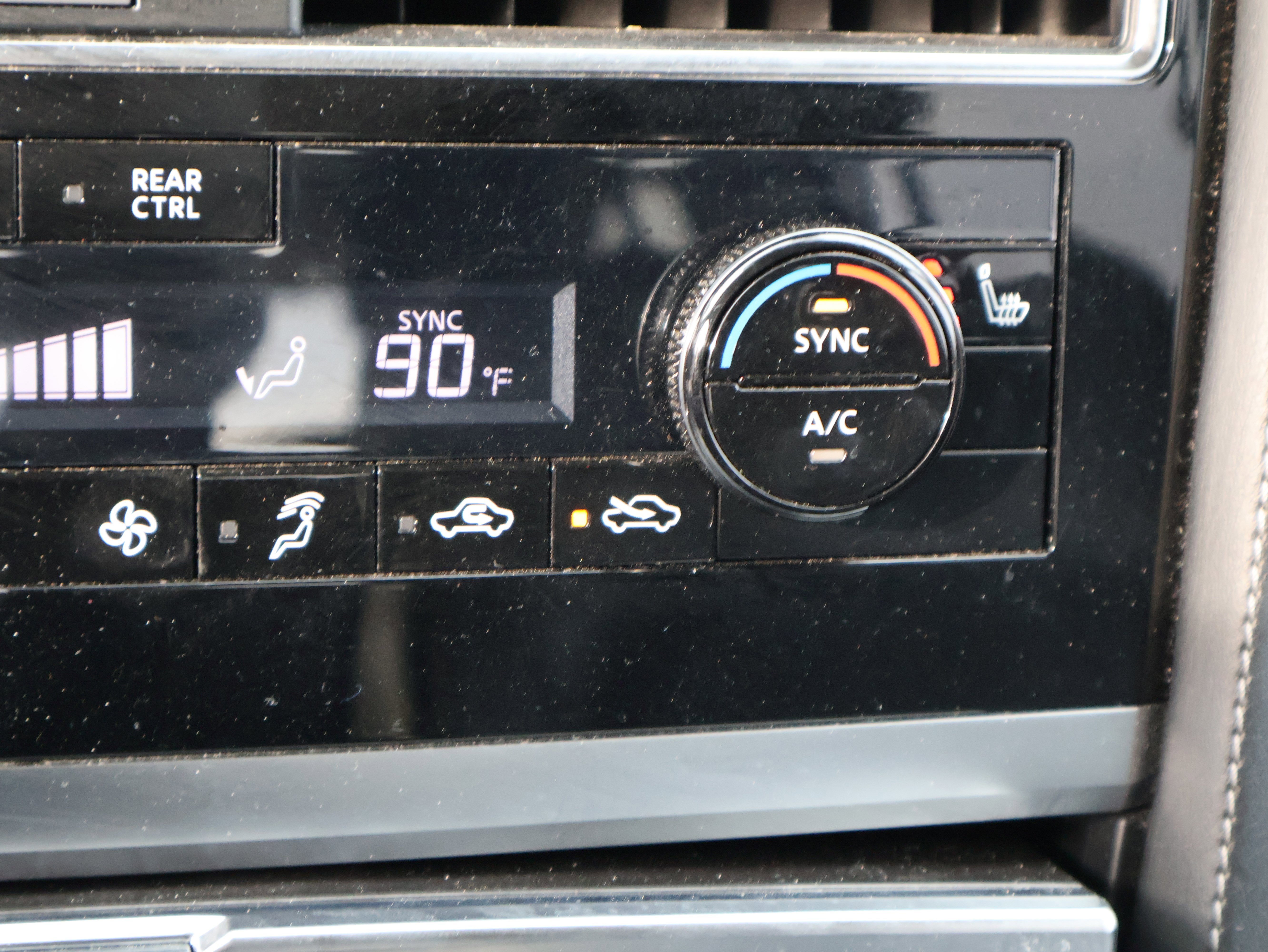 Used 2024 INFINITI QX80 Luxe image 36