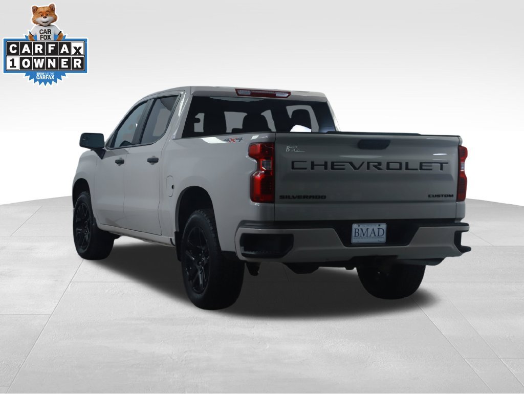 Used 2026 Chevrolet Silverado 1500 Custom w/ LPO, Dark Essentials Package AWD/4WD image 10