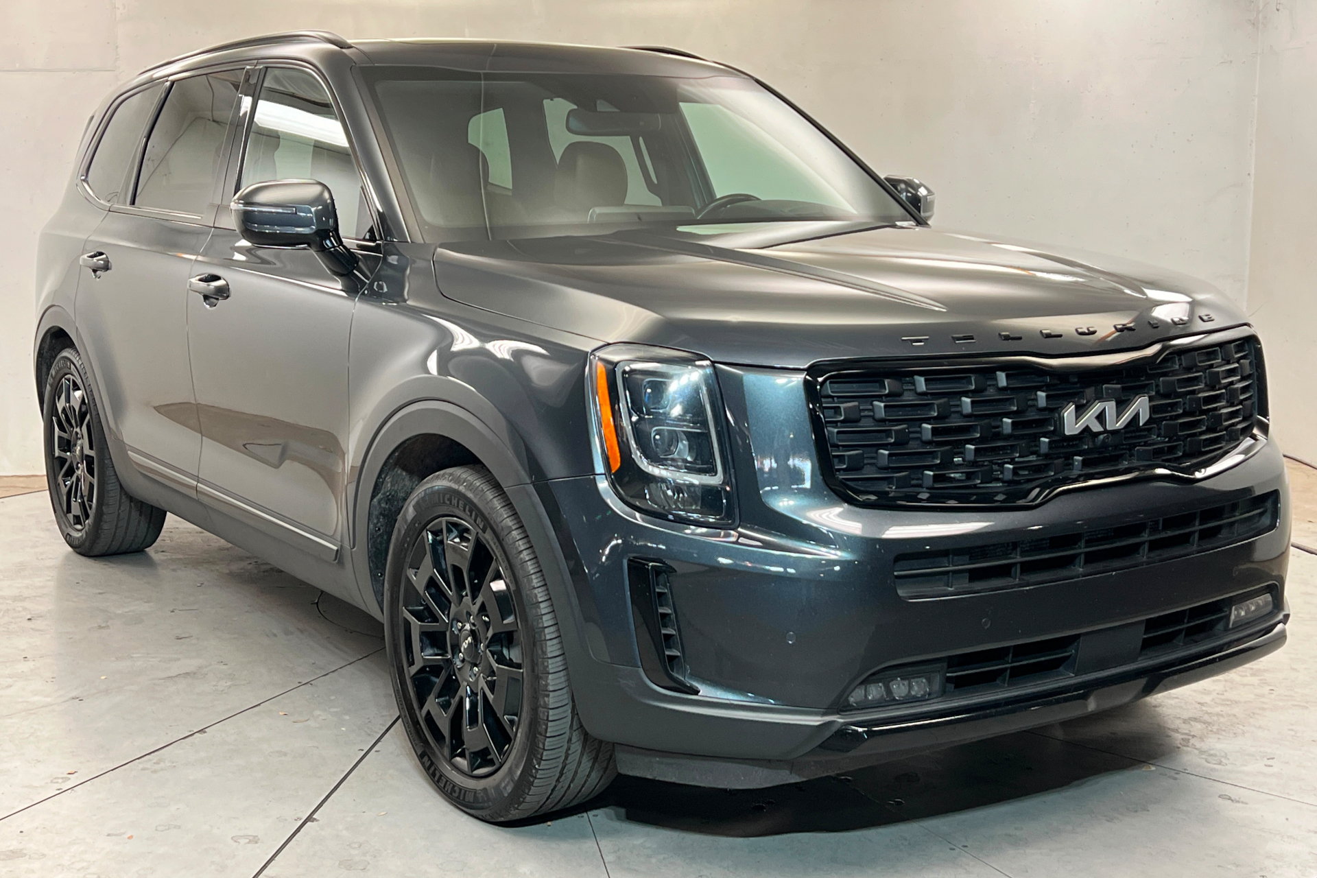 Used 2022 Kia Telluride SX w/ SX Prestige Package AWD/4WD image 8