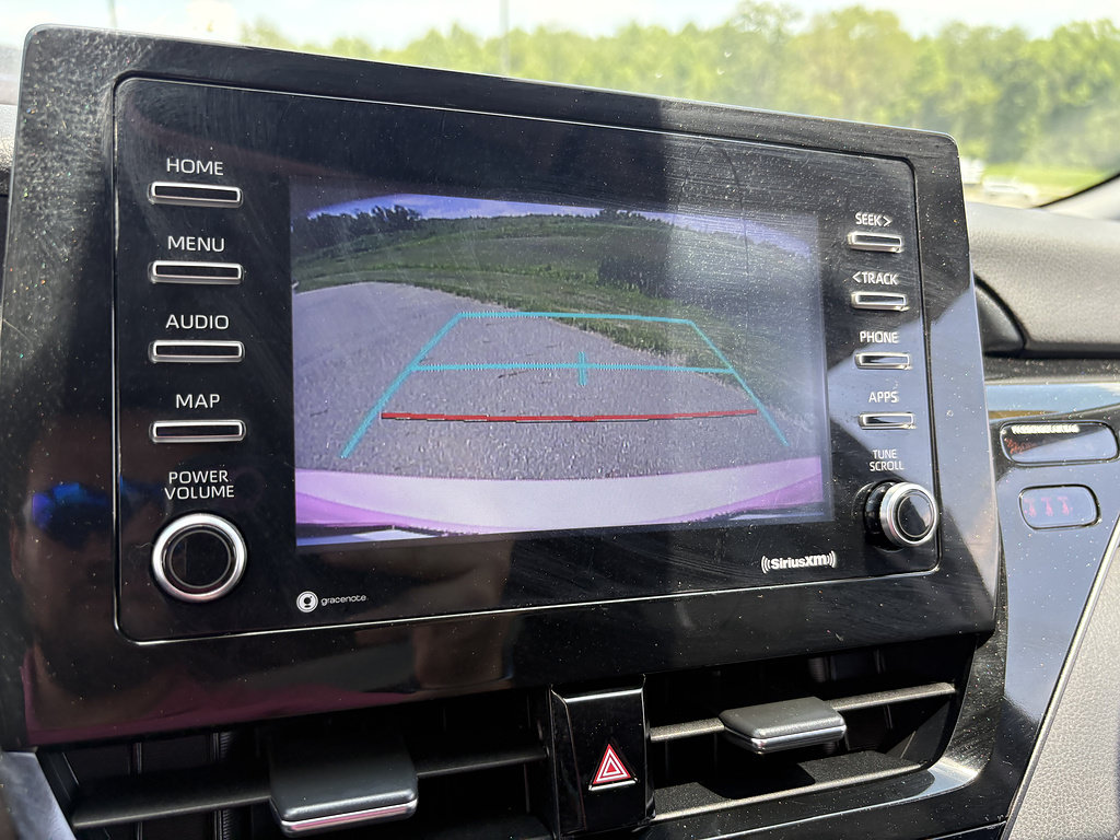 Used 2021 Toyota Camry LE FWD image 33