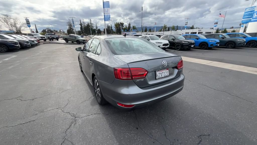 Used 2013 Volkswagen Jetta SEL Premium image 7