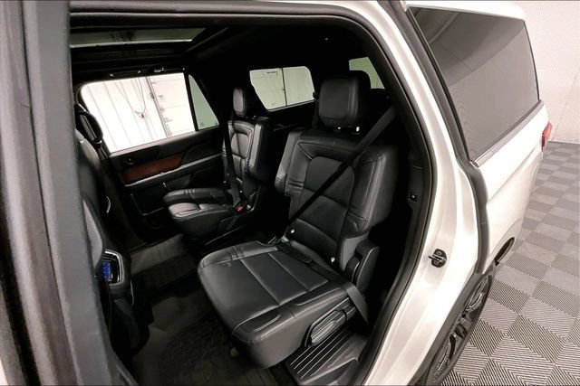Used 2024 Lincoln Navigator Reserve w/ Monochromatic Package image 24