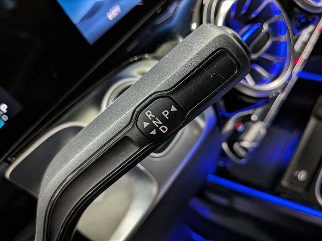 Used 2025 Mercedes-Benz GLB 250 image 15