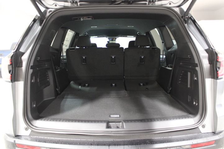 New 2026 GMC Acadia Elevation image 14