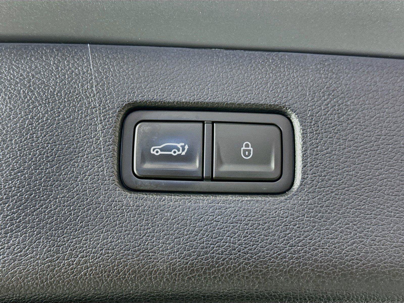Used 2022 Genesis GV80 2.5T w/ Prestige Package 04 AWD/4WD image 42