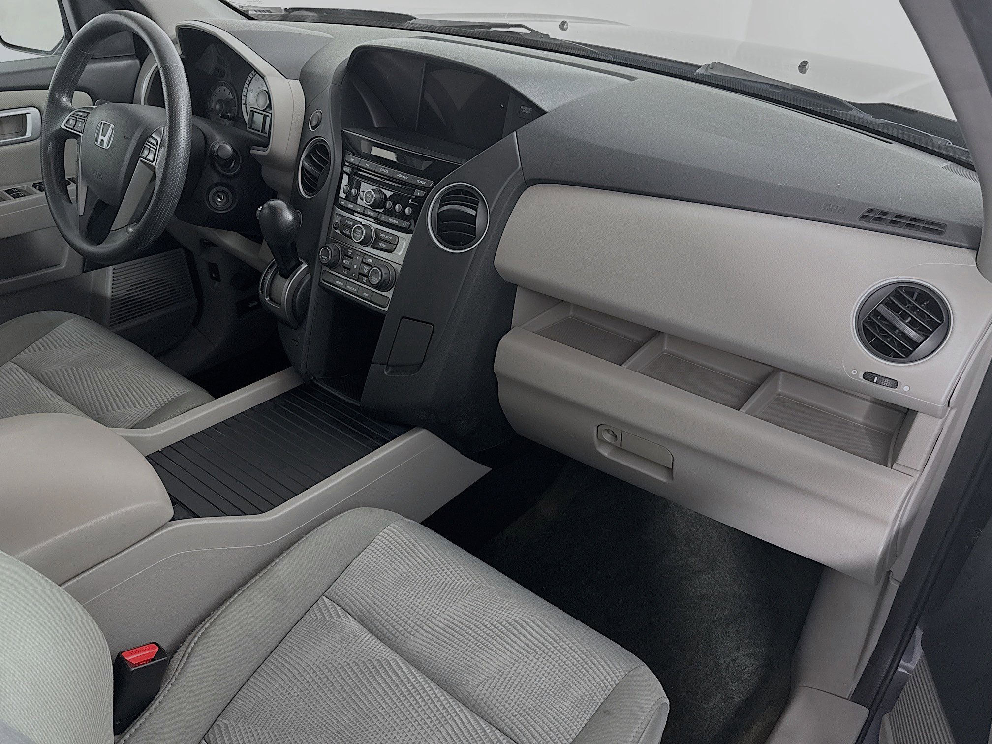 Used 2015 Honda Pilot LX image 28