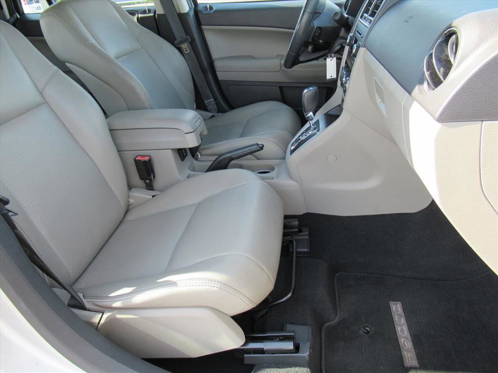 Used 2011 Dodge Caliber Uptown image 9