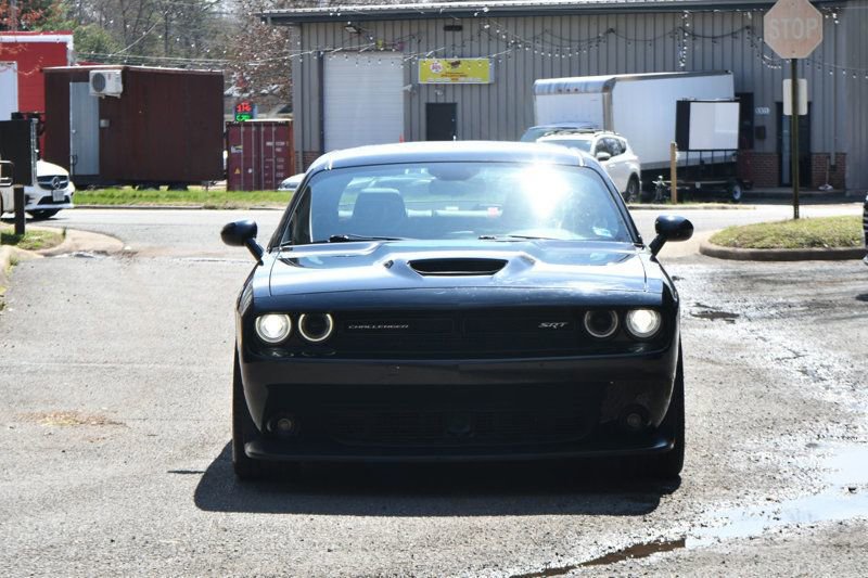 Used 2018 Dodge Challenger SRT w/ Technology Group image 2