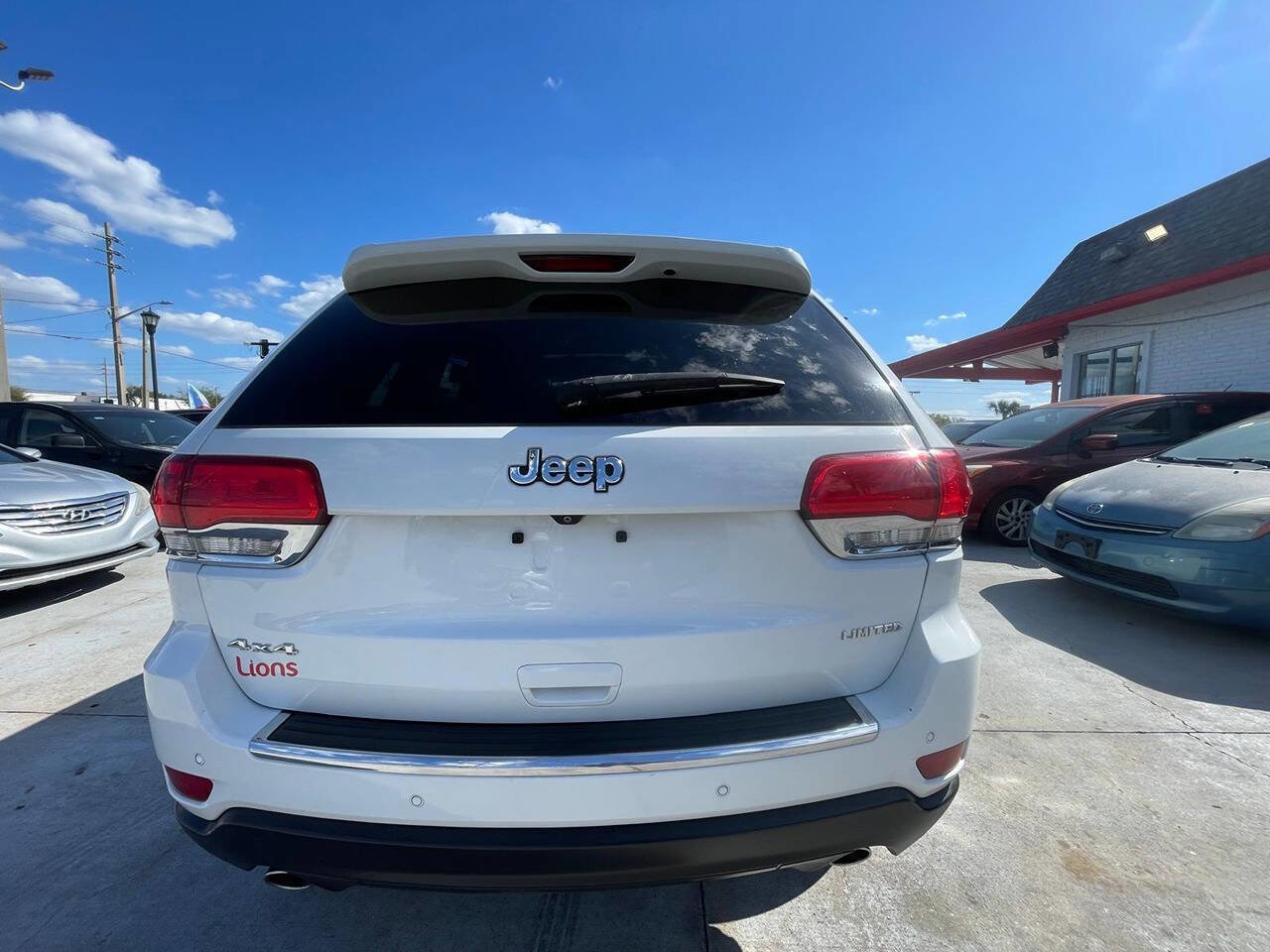Used 2014 Jeep Grand Cherokee Limited AWD/4WD image 3