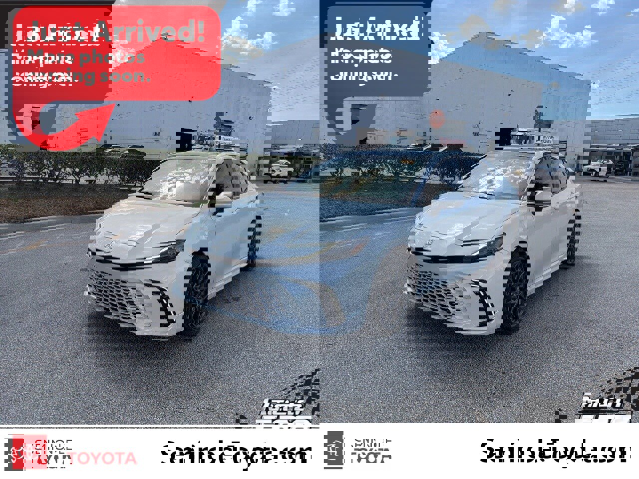 Used 2025 Toyota Camry XSE image 1