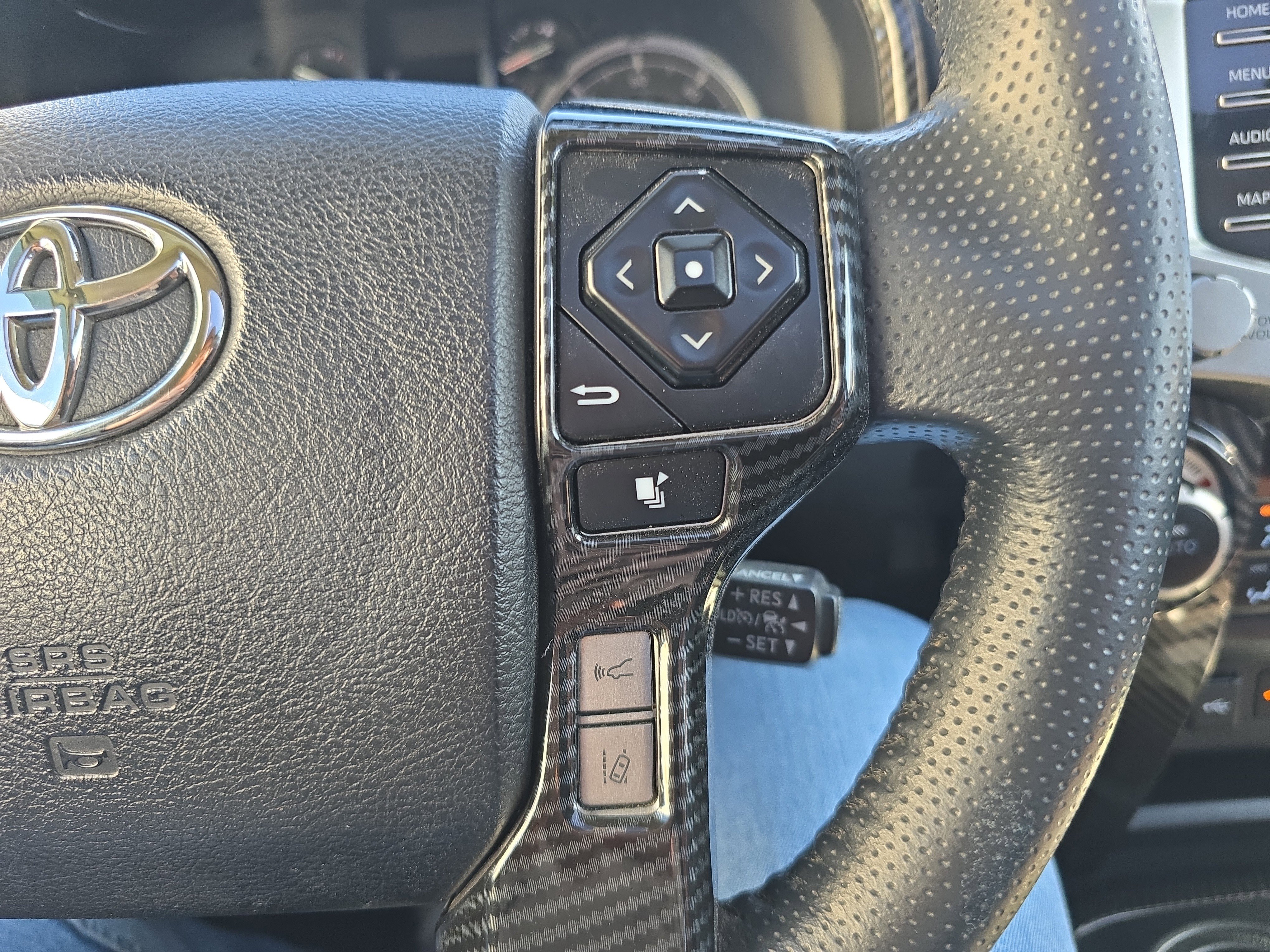 Used 2021 Toyota 4Runner Limited image 23