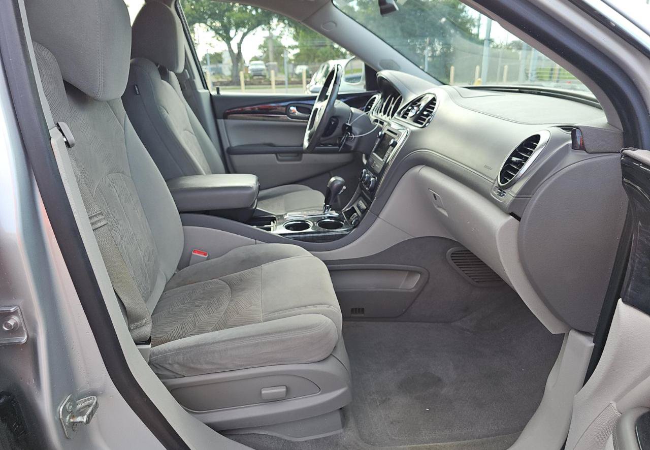 Used 2016 Buick Enclave Convenience FWD image 8