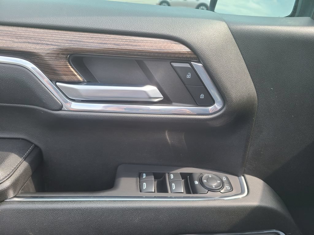 Used 2024 Chevrolet Silverado 1500 LT Trail Boss w/ Convenience Package II AWD/4WD image 20
