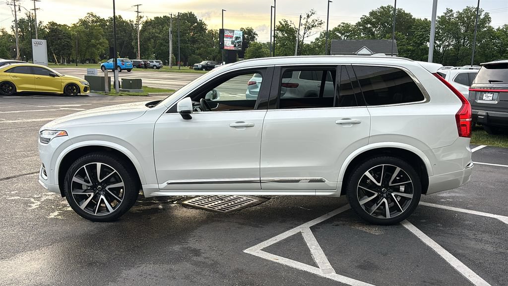 Certified 2023 Volvo XC90 B6 Plus w/ Protection Package AWD/4WD image 3