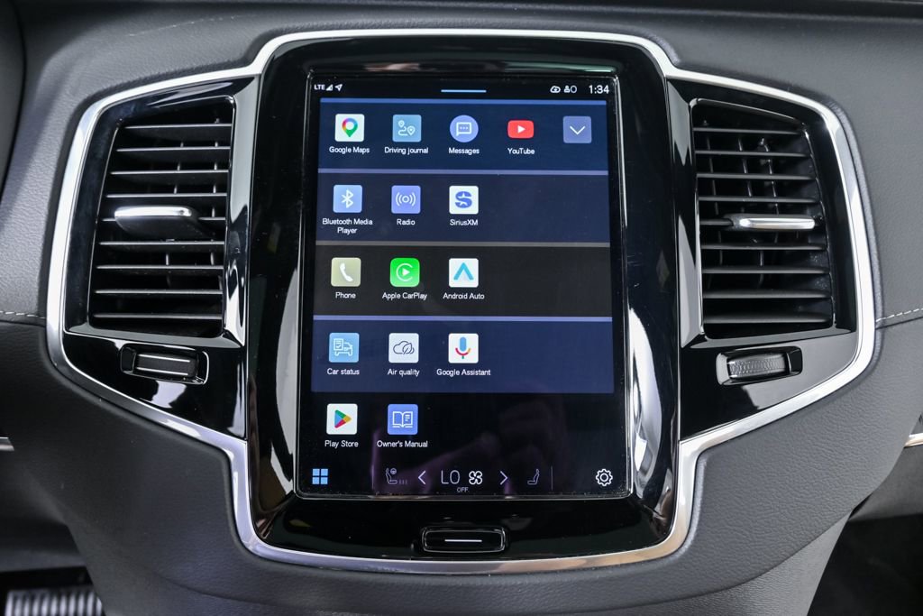 Certified 2024 Volvo XC90 T8 Ultimate AWD/4WD image 16