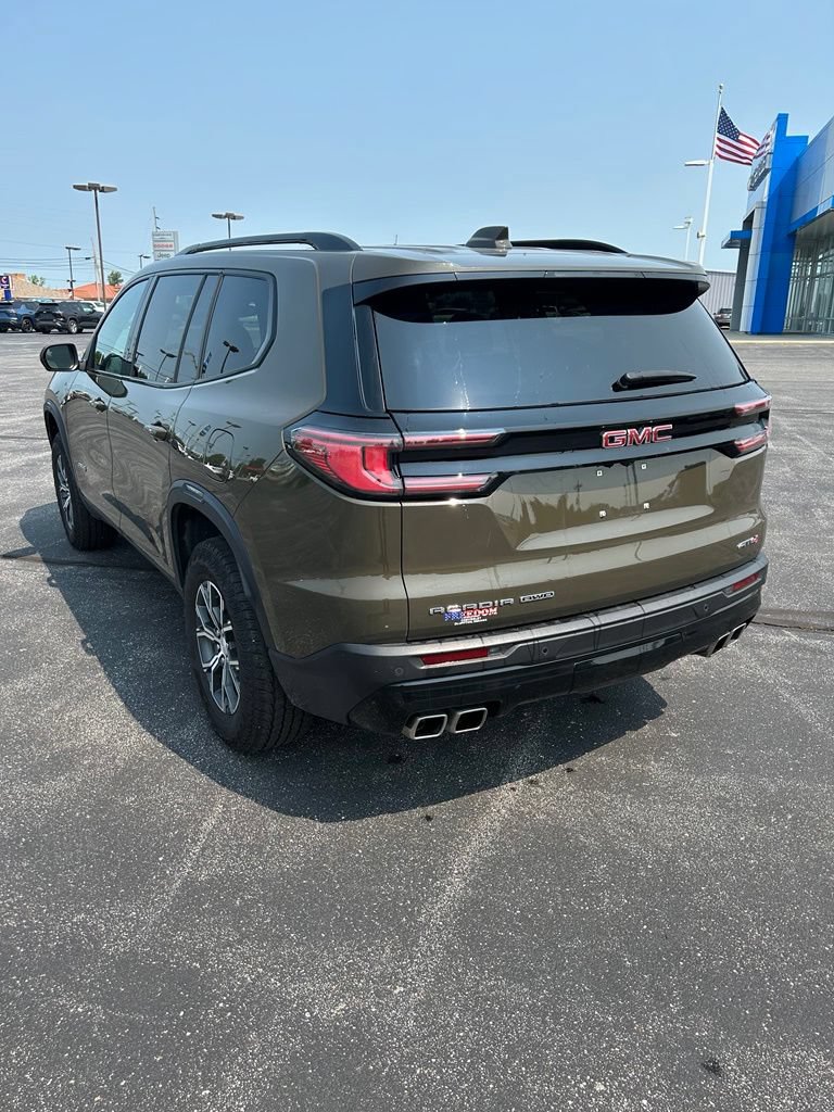 Used 2025 GMC Acadia AT4 AWD/4WD image 5