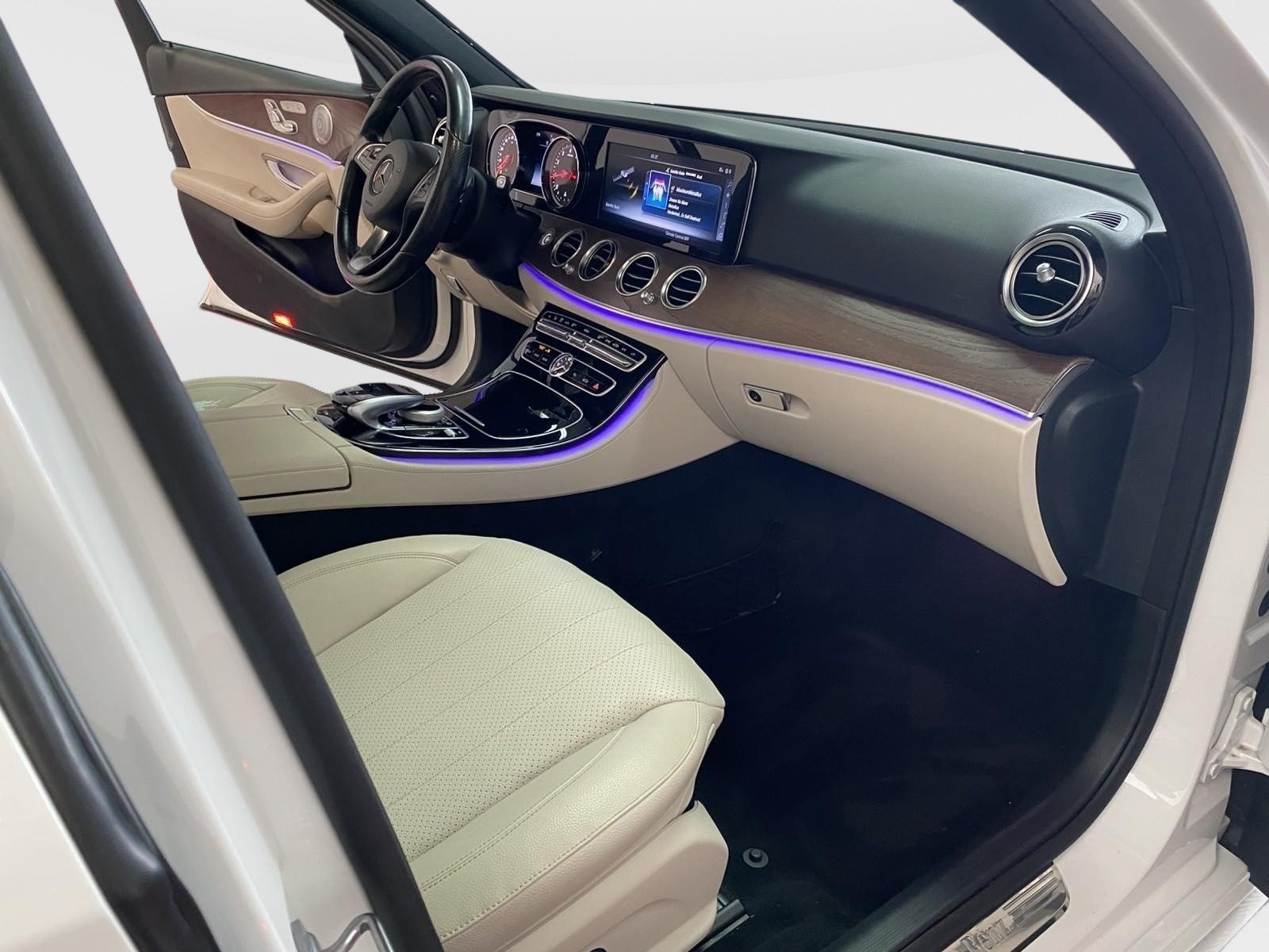 Used 2017 Mercedes-Benz E 300 4MATIC image 8