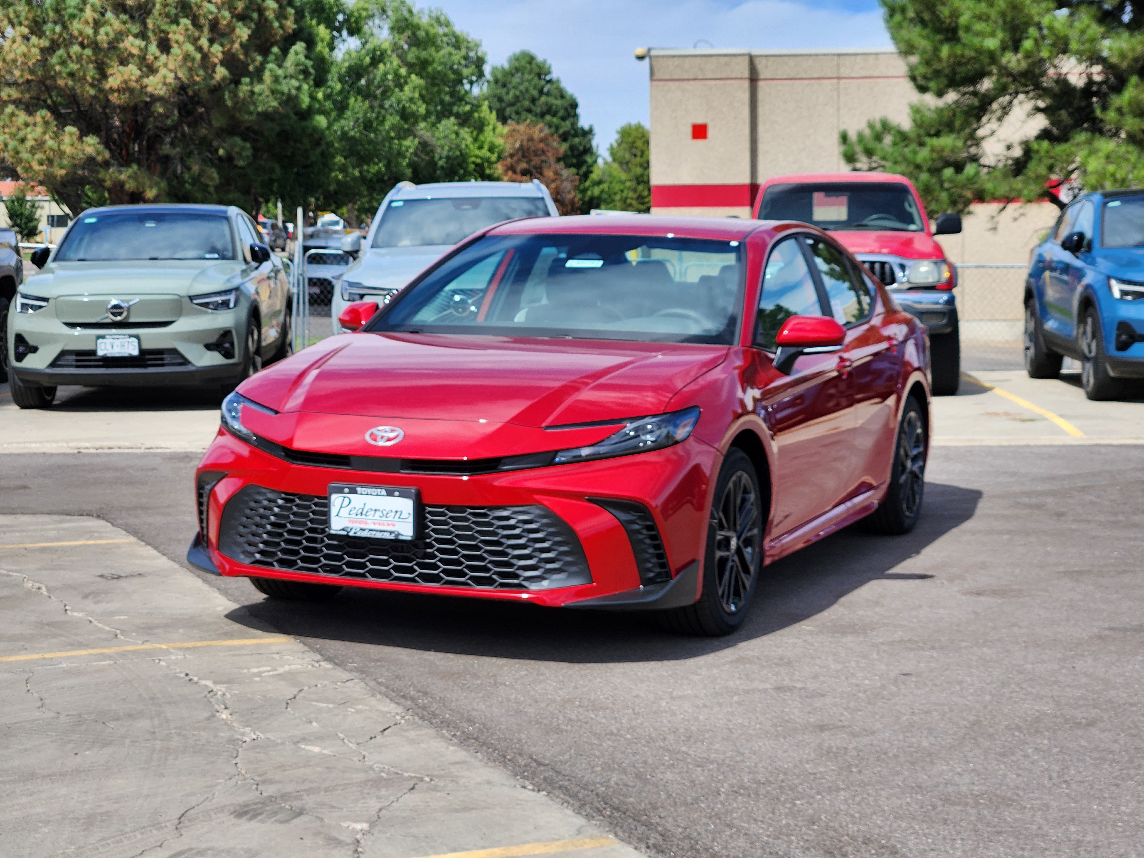New 2026 Toyota Camry SE AWD/4WD image 4
