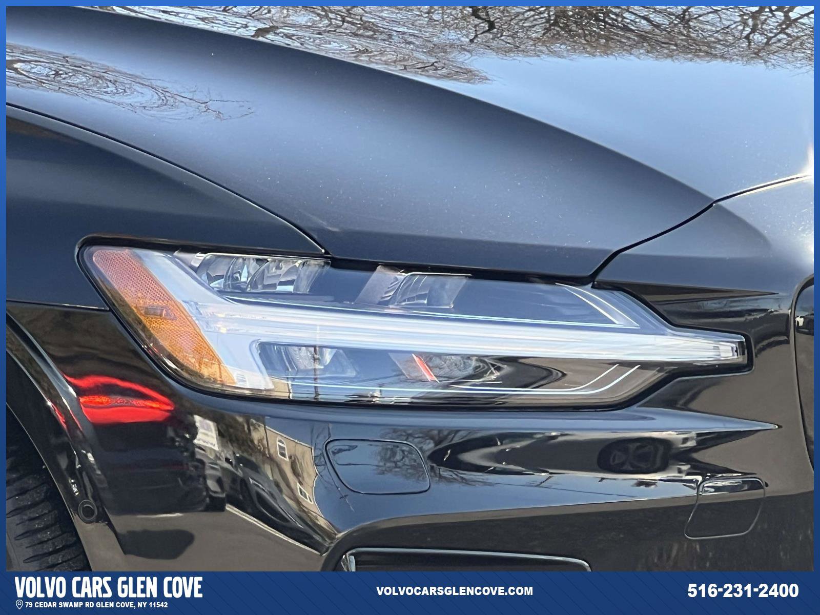 Used 2023 Volvo S60 B5 Plus w/ Climate Package image 7