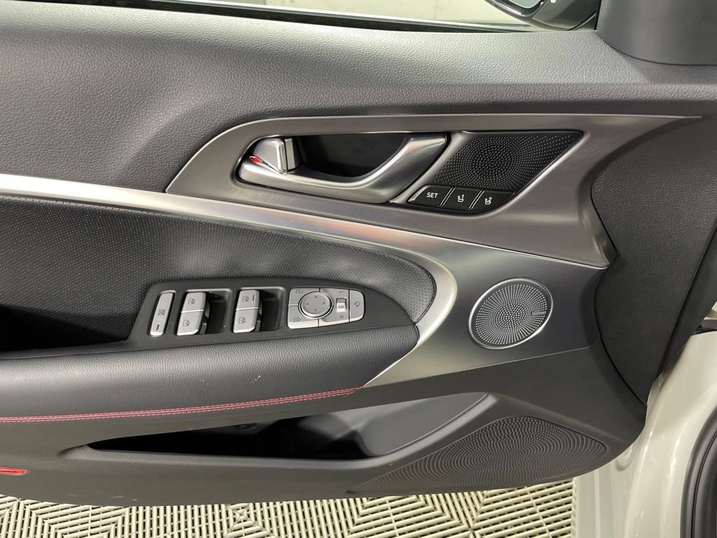 New 2026 Genesis G70 3.3T Sport Prestige AWD/4WD image 19