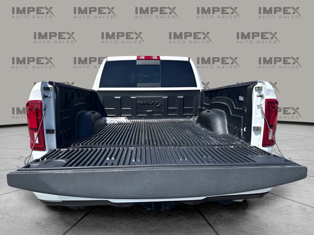 Used 2026 RAM 2500 Laramie AWD/4WD image 30