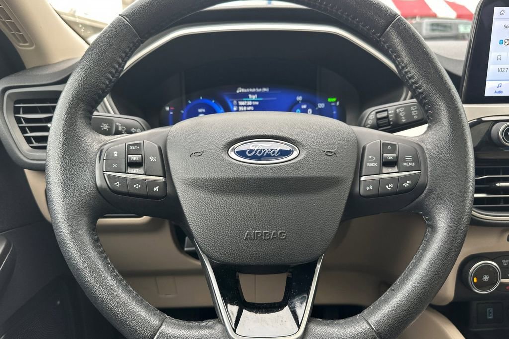 Used 2020 Ford Escape SE Sport image 26