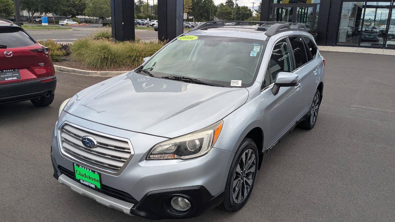 Used 2016 Subaru Outback 2.5i Limited AWD/4WD image 2