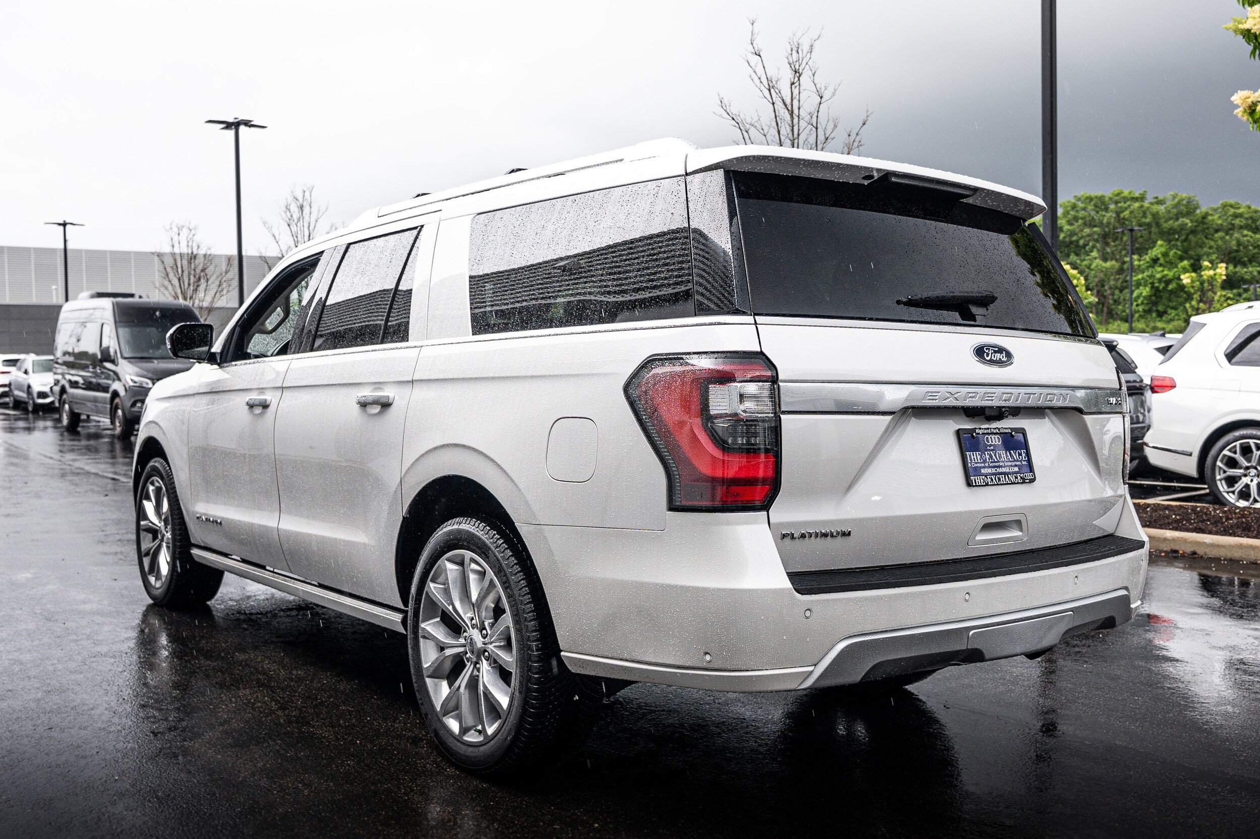 Used 2019 Ford Expedition Max Platinum AWD/4WD image 5