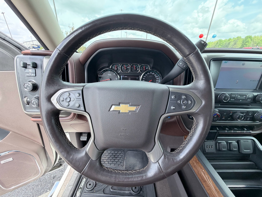 Used 2015 Chevrolet Silverado 1500 High Country w/ High Country Premium Package image 14